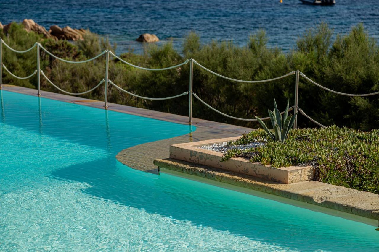 Hotel Cala Lunga La Maddalena  Exterior photo